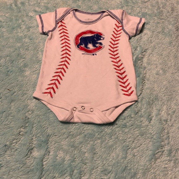 chicago cubs clothes